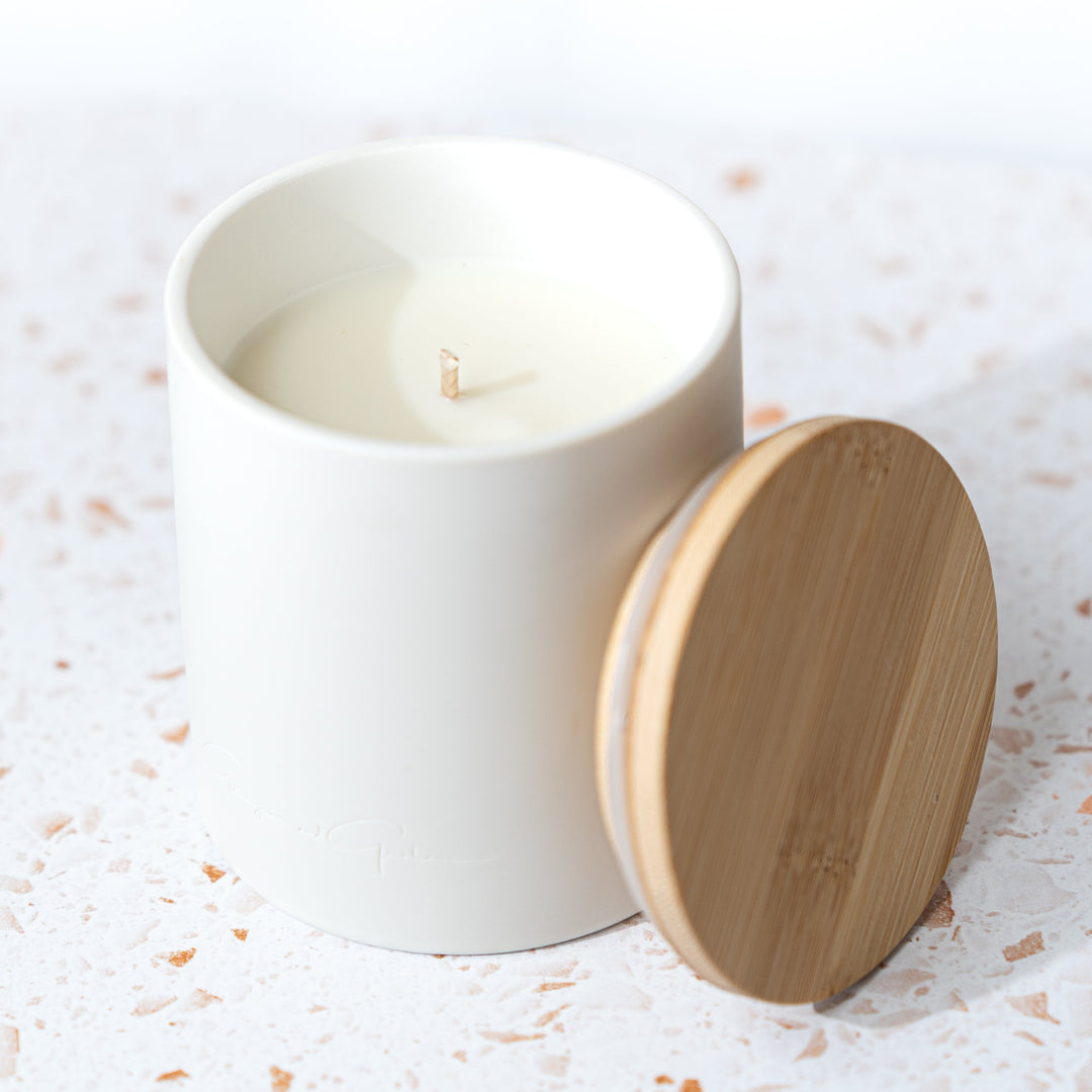 white ceramic tumbler with bamboo lid